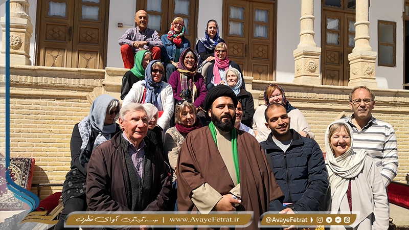 برگزاری نشست های اسلام شناسی برای گروه های علمی و مذهبی