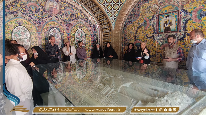 گزارش تصویری / کارگاه عملی فنون تورگردانی با حضور استاد سرکار خانم دولتخواه در کاخ گلستان